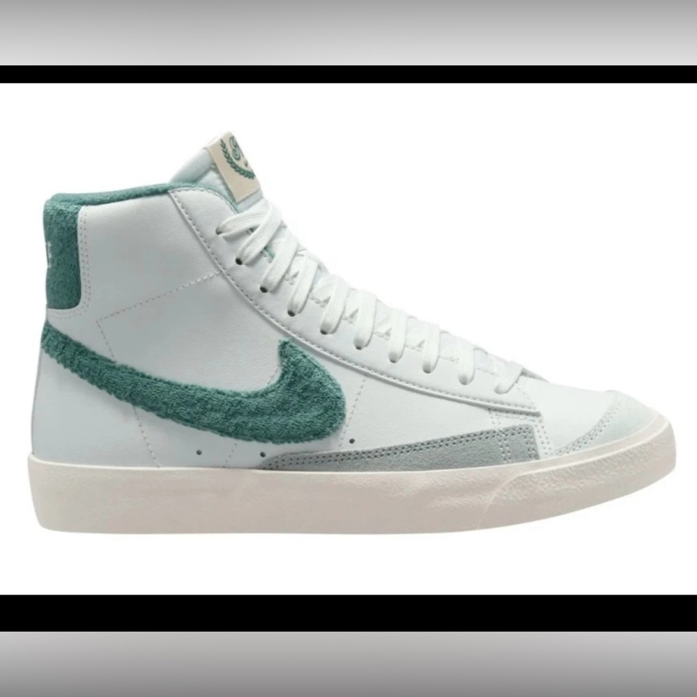 Nike Mid-Top Sneaker with Teal Swoosh